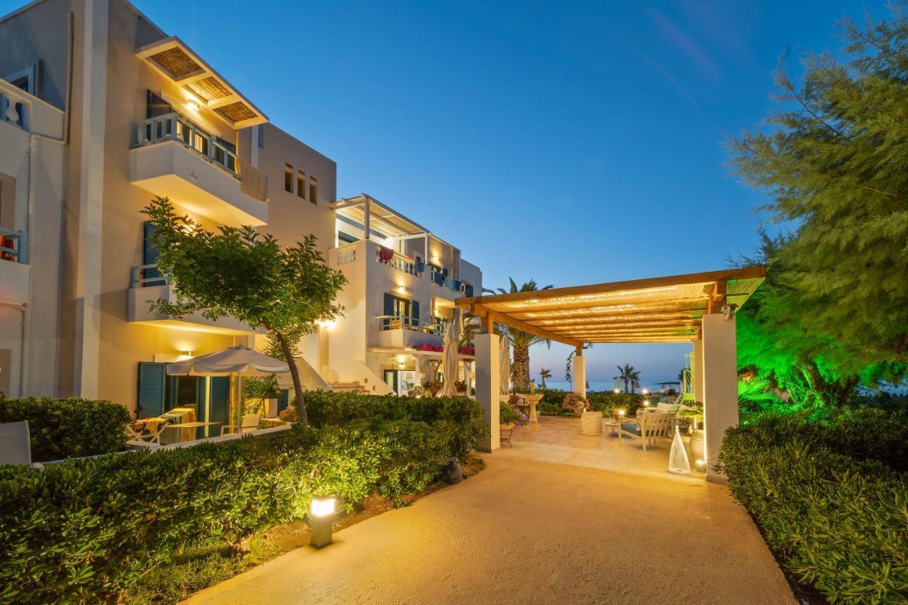 Pyrgos Beach Hotel Apartments マリア エクステリア 写真