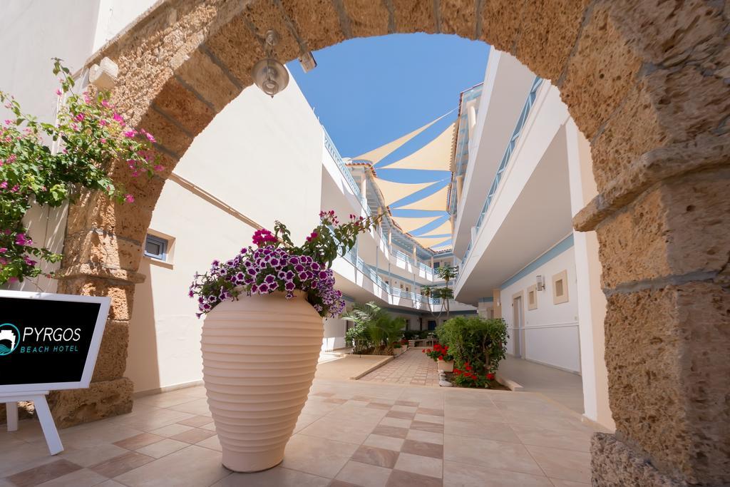 Pyrgos Beach Hotel Apartments マリア エクステリア 写真