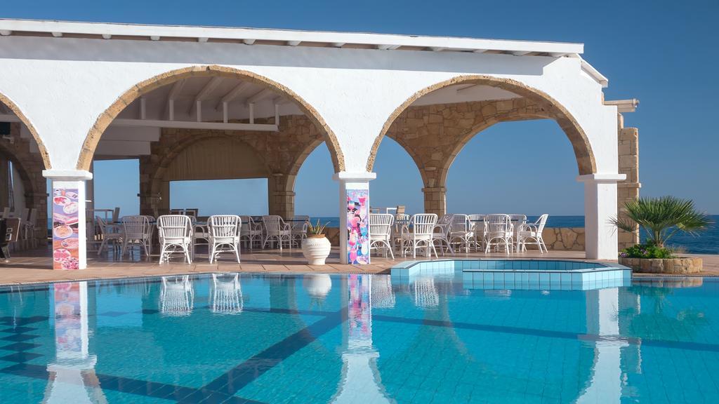 Pyrgos Beach Hotel Apartments マリア エクステリア 写真