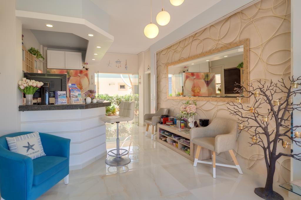 Pyrgos Beach Hotel Apartments マリア エクステリア 写真