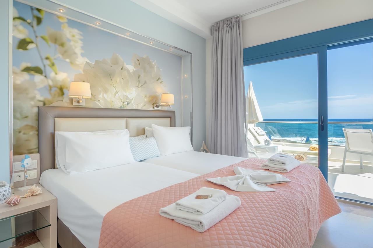 Pyrgos Beach Hotel Apartments マリア エクステリア 写真